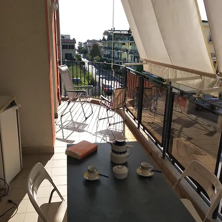 דירה A Pochi Passi Dal Mare Nuovo Con Terrazzo